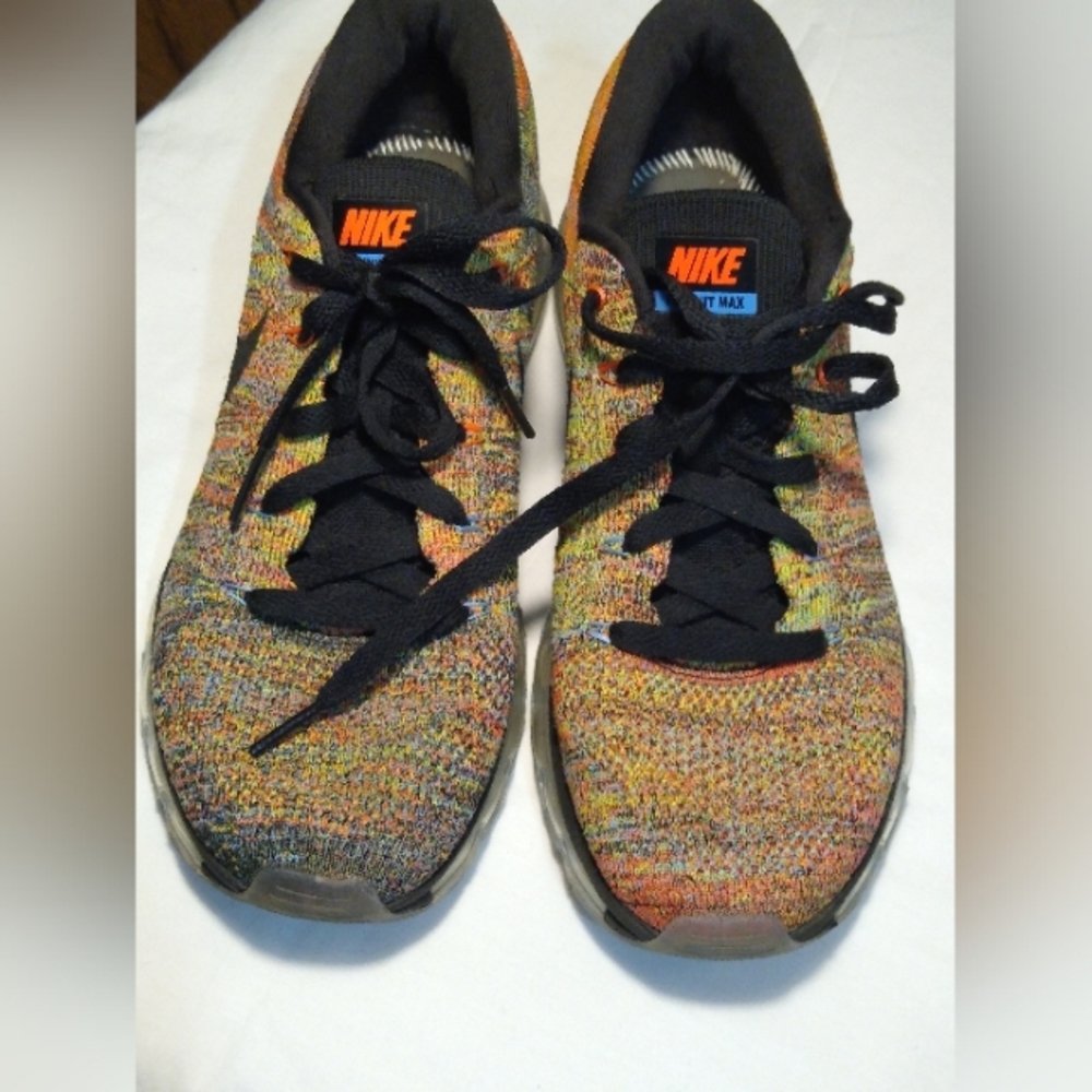 Nike Flyknit Air Max Multi-Color Chalk Blue Hyper Orange Women's Size 8.5